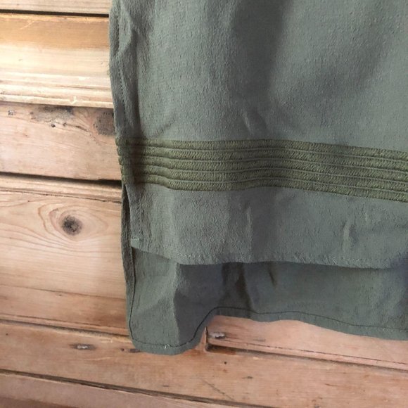 ASTR The Label Large Green Blouse - Picture 5 of 7